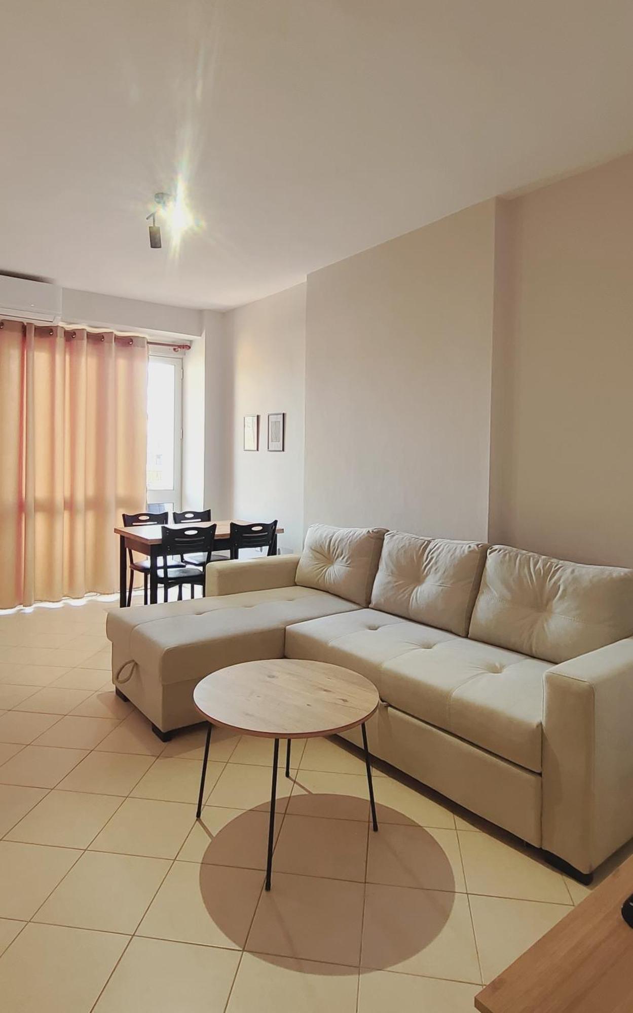 Leones Apartament Tirana Eksteriør billede