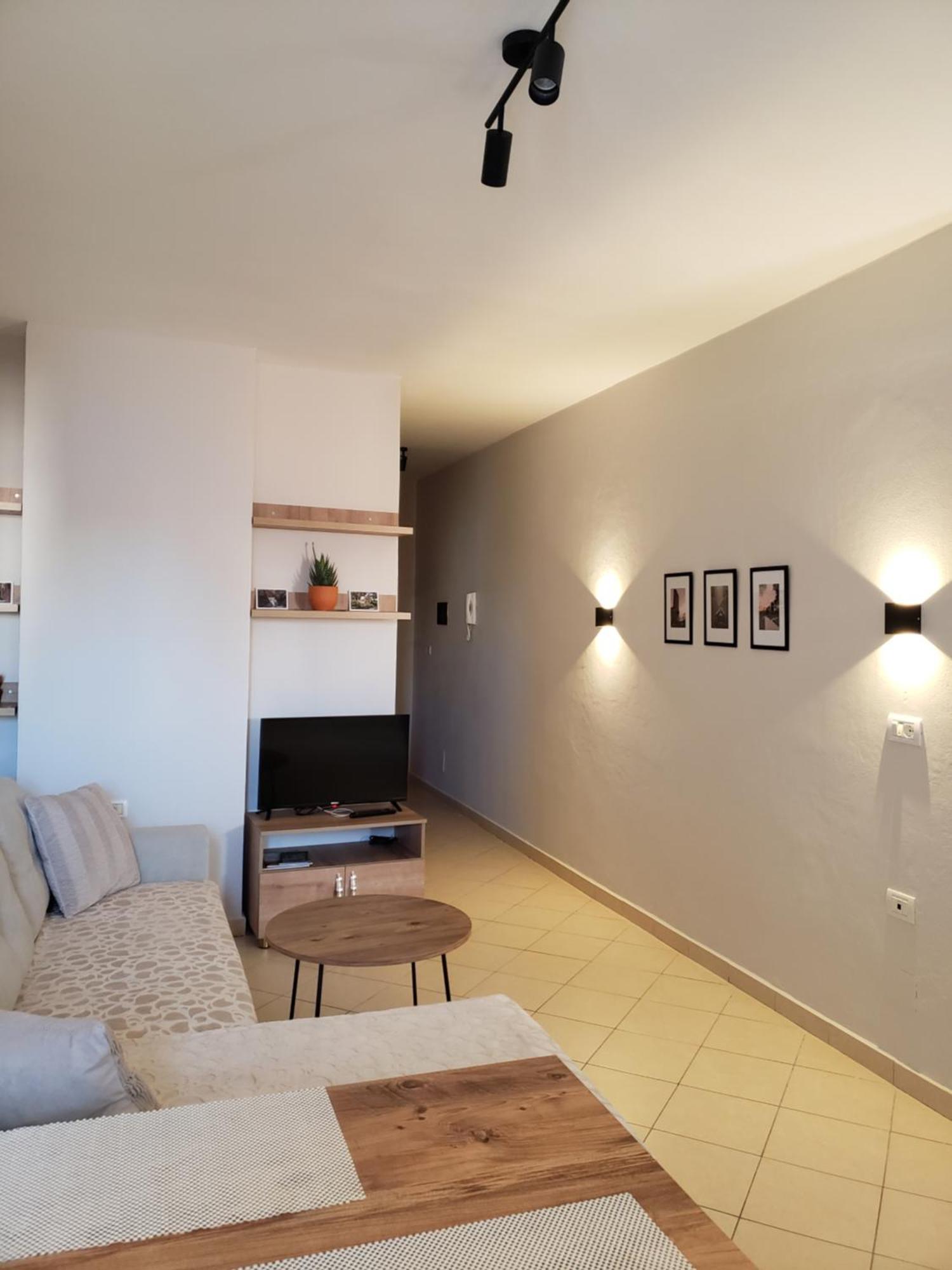 Leones Apartament Tirana Eksteriør billede